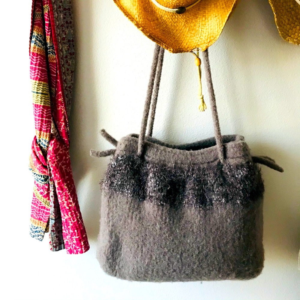 Beautiful HANDMADE WOOL BAG